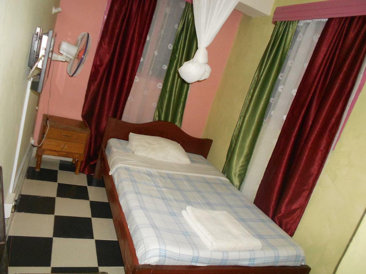 Riversand Hotel Kisumu Exterior photo
